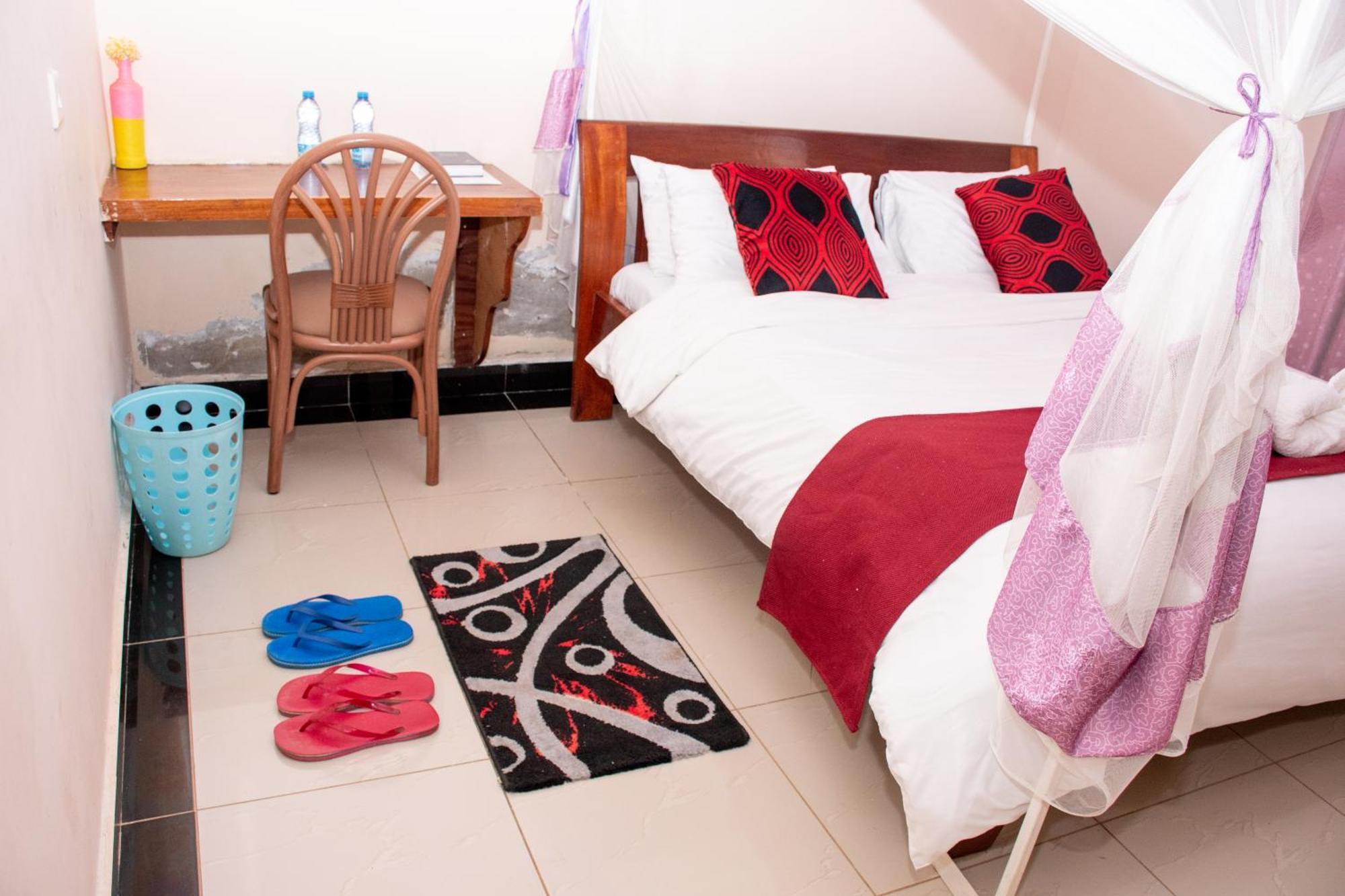 Super Break Hotel Kitale 外观 照片