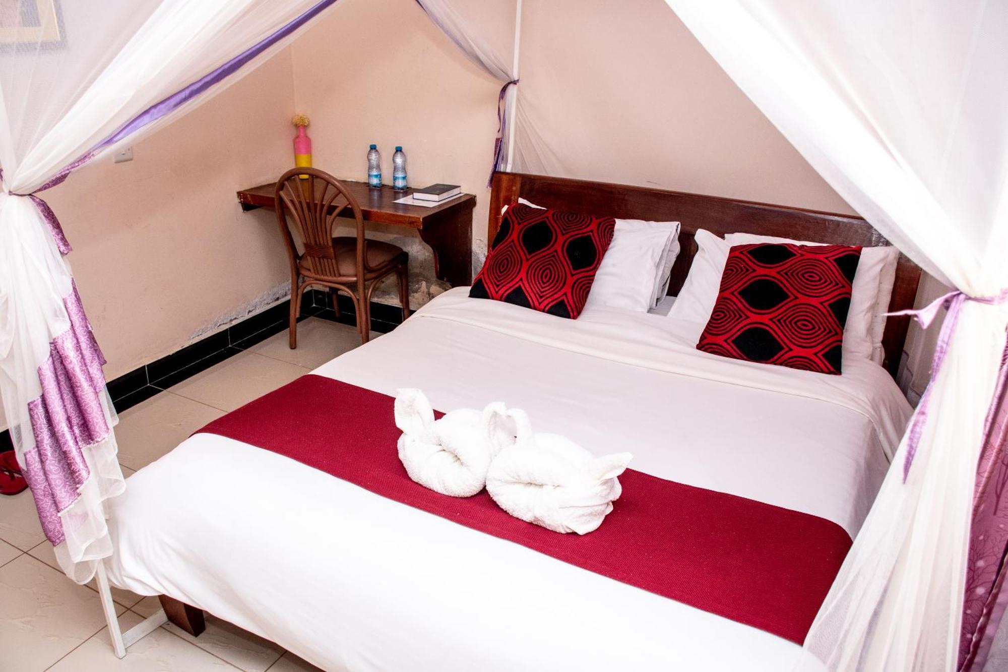Super Break Hotel Kitale 外观 照片